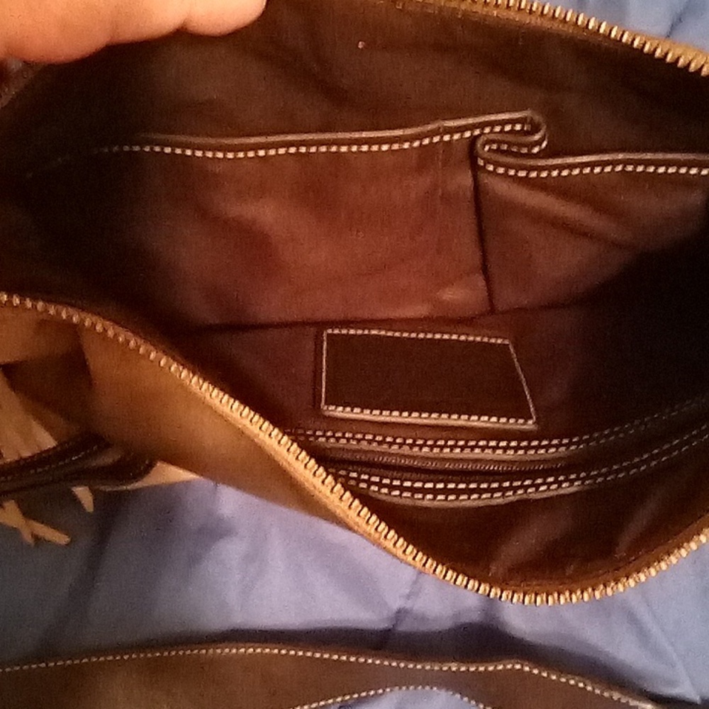 Coach Brown Leather Shoulder Bag with Distressed Peace Sign - Picture 4 of 7